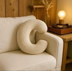 Litera, C Harfi, Yastık, Kırlent, Elyaf Dolgulu, Welsoft Kumaş, 40 Cm