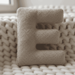 Litera, E Harfi, Yastık, Kırlent, Elyaf Dolgulu, Welsoft Kumaş, 40 Cm